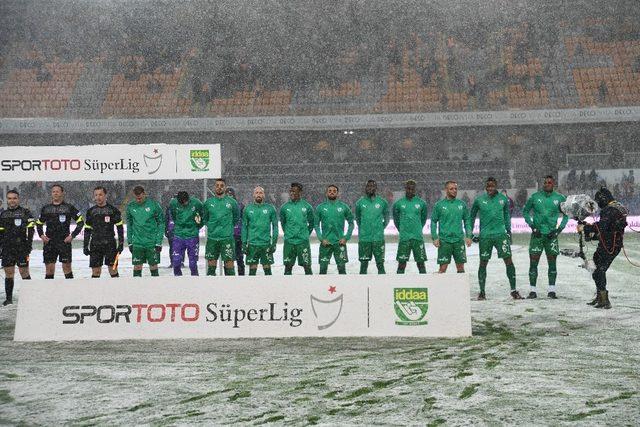 Bursaspor İstanbul takımlarına karşı yine kazanamadı