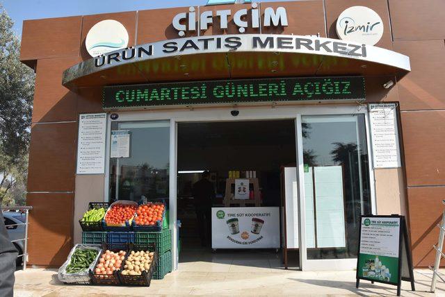 İzmir'de Çiftçim Market ile aracısız et, süt, bal ve bakliyat ürünleri satışı yapılıyor