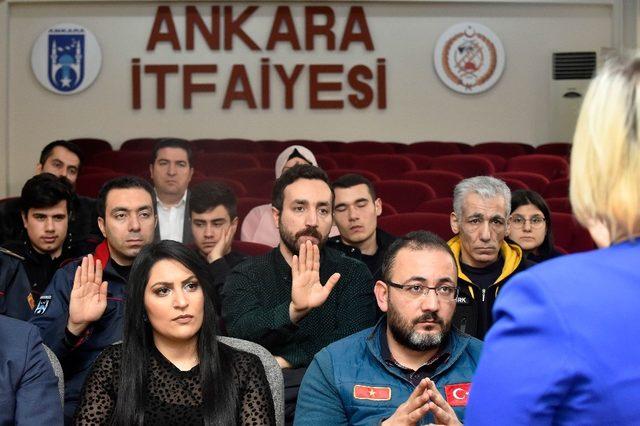 Ankara itfaiyesi işaret dilini öğreniyor