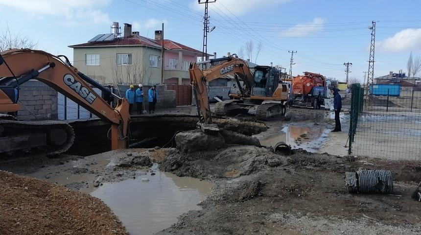 300 hanenin kanalizasyon sorunu giderildi