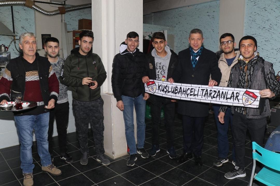 Milletin adayı &Ouml;zdemir&rsquo;den Kuşlubah&ccedil;e&rsquo;ye alt ge&ccedil;it s&ouml;z&uuml;