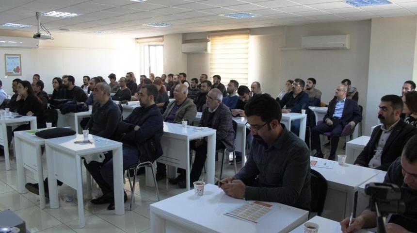 İş güvenliği uzmanlarının sorunları yerel çalıştayı düzenlendi