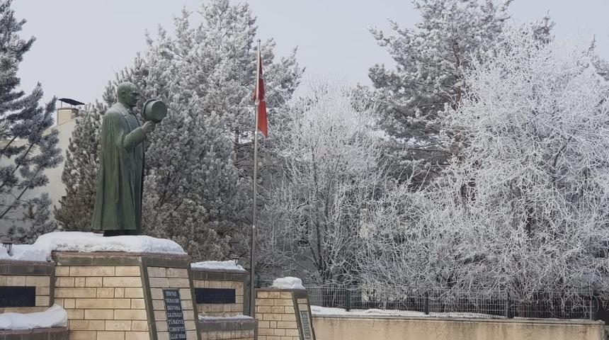 Muhteşem Kış manzarası