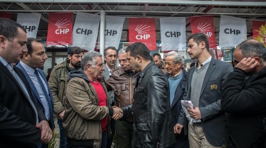 &Ouml;mer G&uuml;nel; &ldquo;Sokakla temasını kaybeden belediye başkanı başarılı olamaz&rdquo;