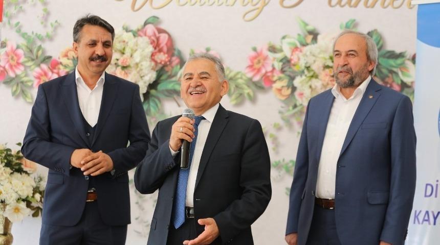 Başkan Dr.Memduh B&uuml;y&uuml;kkılı&ccedil;, "G&ouml;n&uuml;l hizmeti ortak yanımız"