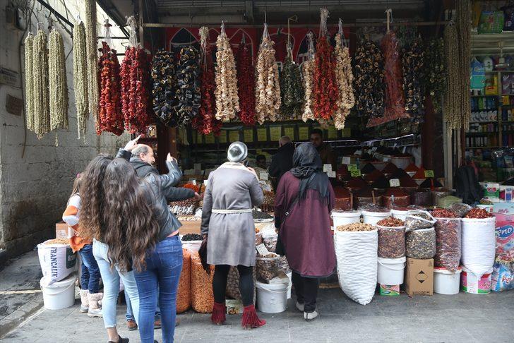 Göbeklitepe'ye turist akını G5