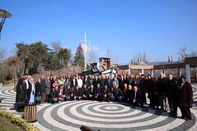 Başkan akın emekli polislerle bir araya geldi