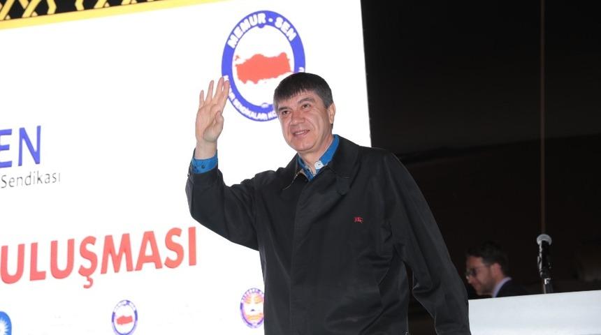 T&uuml;rel: &ldquo;G&ouml;n&uuml;lleri ihya etmeye gayret ettik&rdquo;