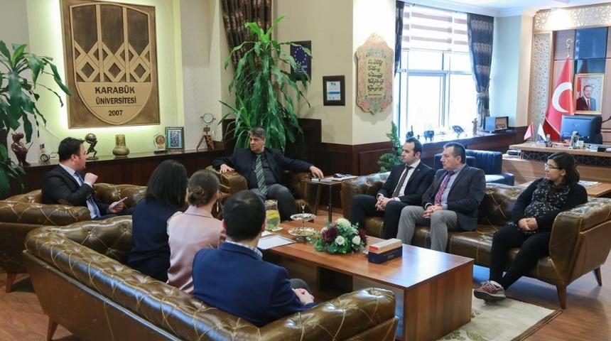 KB&Uuml; yabancı dilde en prestijli &uuml;niversite oldu