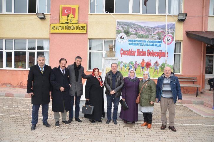 Akseki’de öğrencilere ayakkabı yardımı G4