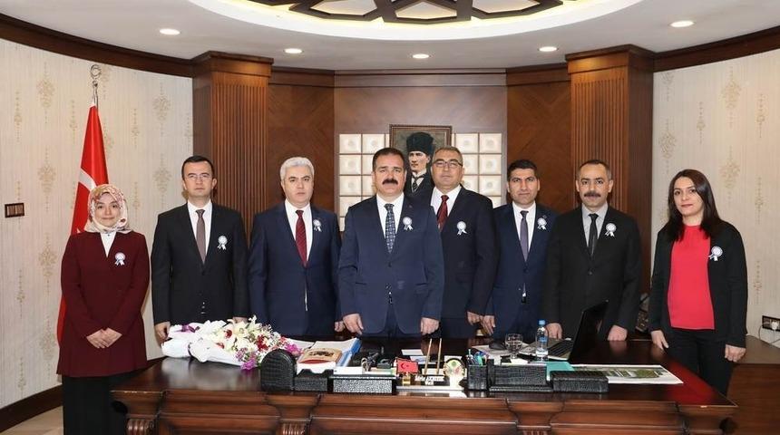 Hakkari&rsquo;de Vergi Haftası kutlamaları