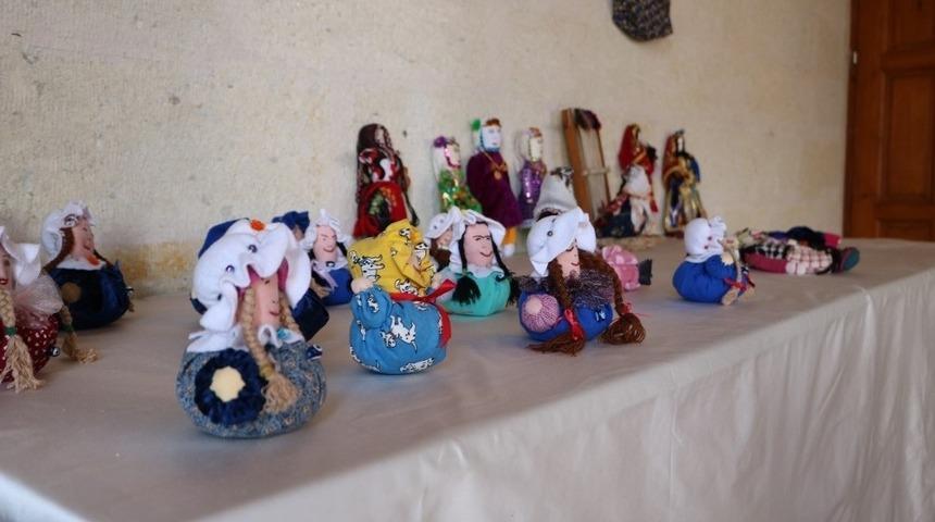 &ldquo;Ucasar Bebek&rdquo;  U&ccedil;hisar Kalkınma ve Dayanışma Derneği&rsquo;nde sergilendi