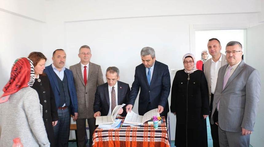 Kaymakam Deniz Pişkin, Diyanet ve Halk Eğitim kurslarını ziyaret etti