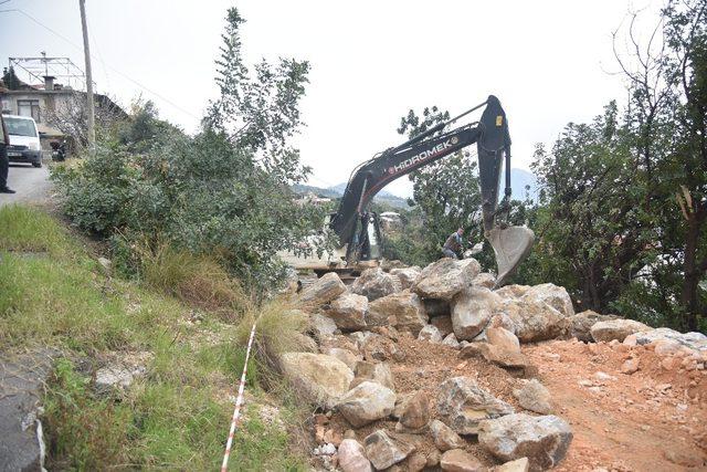 Alanya Büyükhasbahçe’ye imar yolu