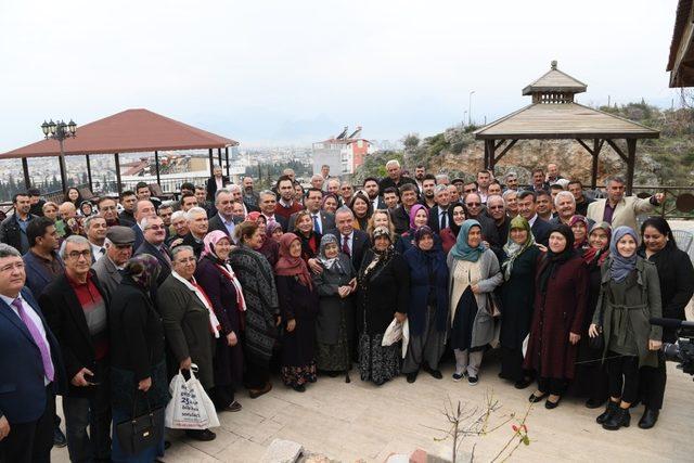 Başkan adayı Böcek, ‘Tarhana Çorbası’ buluşmasına katıldı