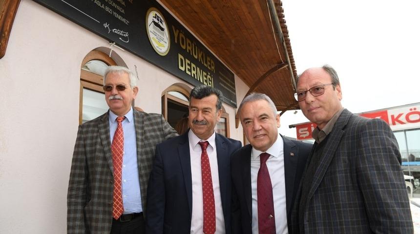 Başkan adayı B&ouml;cek, &lsquo;Tarhana &Ccedil;orbası&rsquo; buluşmasına katıldı