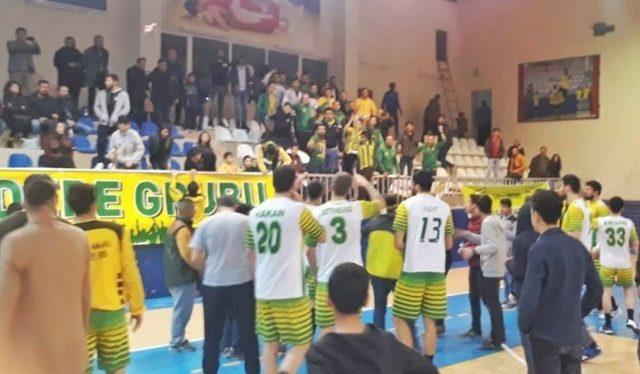 Adıyaman Belediyespor: 35- Nilüfer Belediyespor: 32