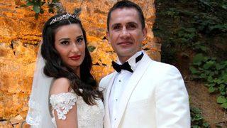 Emre Aşık ve eşi Yağmur Aşık boşanıyor