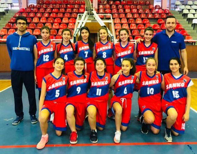 Sankospor U16 basketbol takımı il şampiyonu oldu