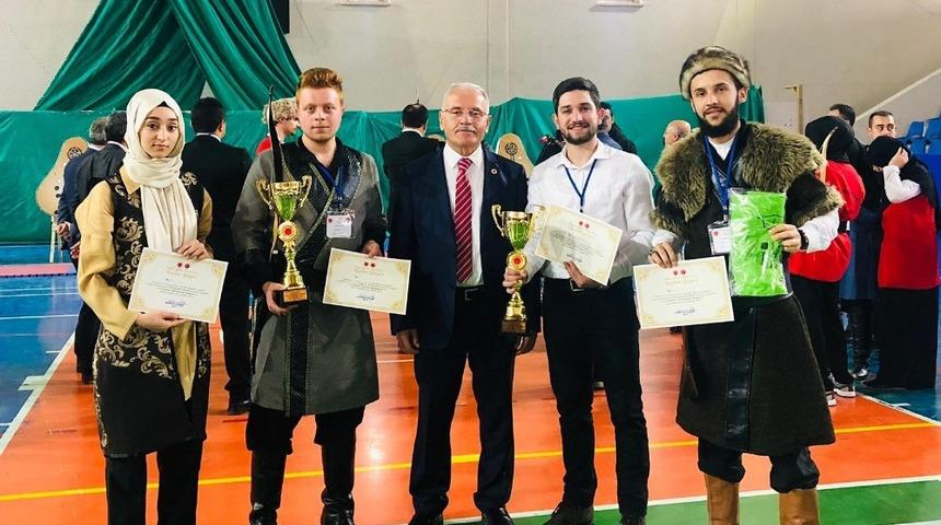 Bartın &Uuml;niversitesi&rsquo;nin ok&ccedil;uları Yozgat&rsquo;tan &ouml;d&uuml;l ile d&ouml;nd&uuml;