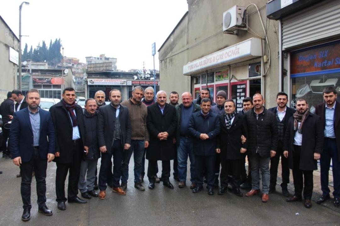 Trabzon B&uuml;y&uuml;kşehir Belediye Başkan adayı Zorluoğlu Değirmendere&rsquo;yi gezdi