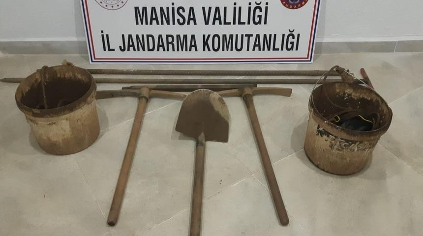 Manisa&rsquo;da define avcılarına su&ccedil;&uuml;st&uuml;