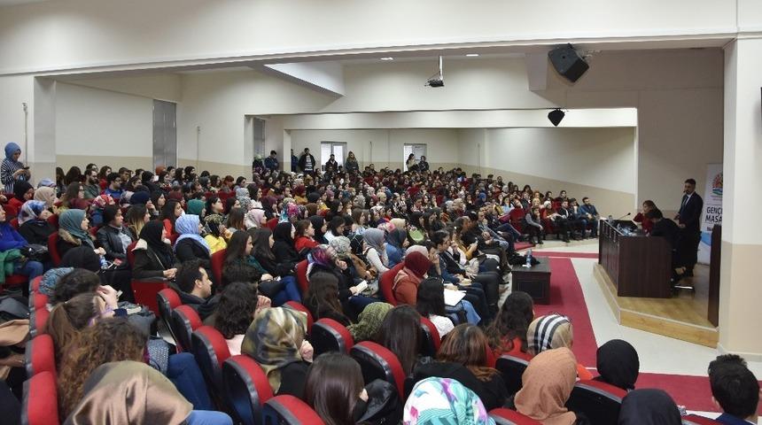 &Ouml;ğretmenlerden adaylara altın tavsiyeler