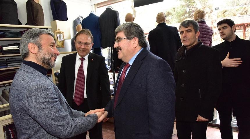 Başkan Can kent merkezindeki esnafla bir araya geldi