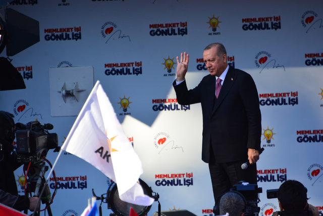 Erdoğan: İmkanları terörde kullanırsanız beklemeden kayyumları atarız (2)