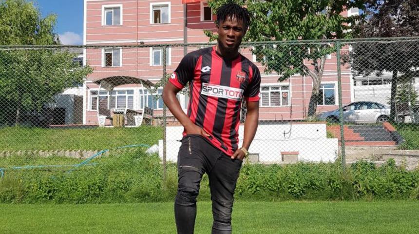 Yozgatspor 1959'da oynayan Priestley Irogue Esosa'nın golü sosyal medyayı salladı!