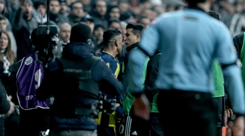 Beşiktaş - Fenerbahçe derbisinde iki takım oyuncuları tartıştı