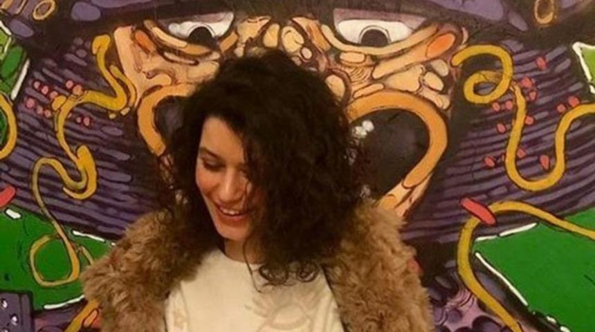 Beren Saat’li Netflix projesinden yeni gelişmeler