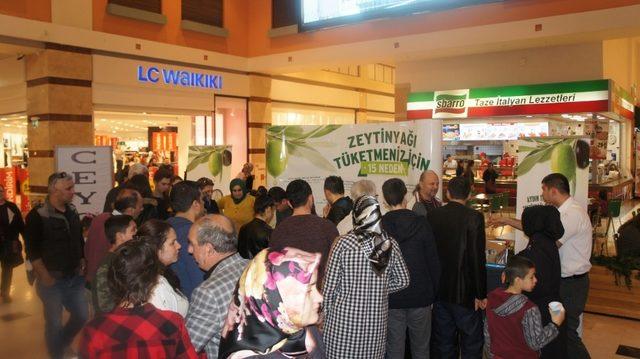 Adana’da Aydın zeytinyağına yoğun ilgi