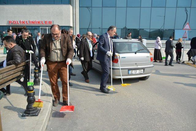 Temiz Düzce-Temiz Üniversite etkinliği ile örnek farkındalık