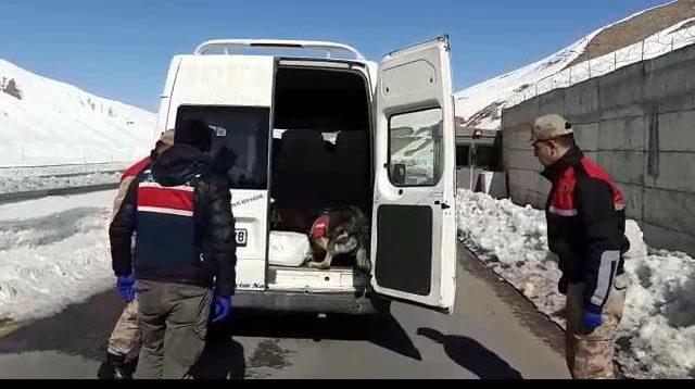 Van'da minibüste 9 kilo 226 gram eroin ele geçirildi