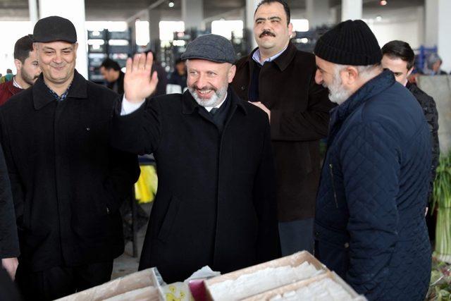 Başkan Çolakbayrakdar’dan Mimarsinan Mahallesi’ne yeni tesis müjdesi