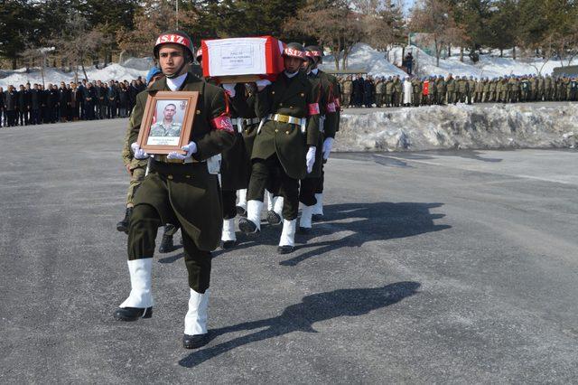 Yüksekova'da görevde rahatsızlanan Sözleşmeli Er kurtarılamadı- Yeniden