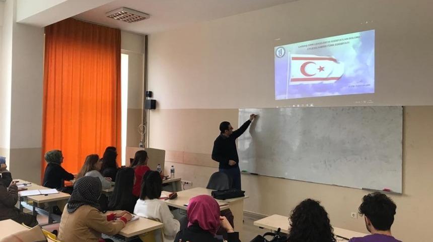 Bartın &Uuml;niversitesi&rsquo;nde &ldquo;Kıbrıs T&uuml;rk Edebiyatı&rdquo; dersi a&ccedil;ıldı