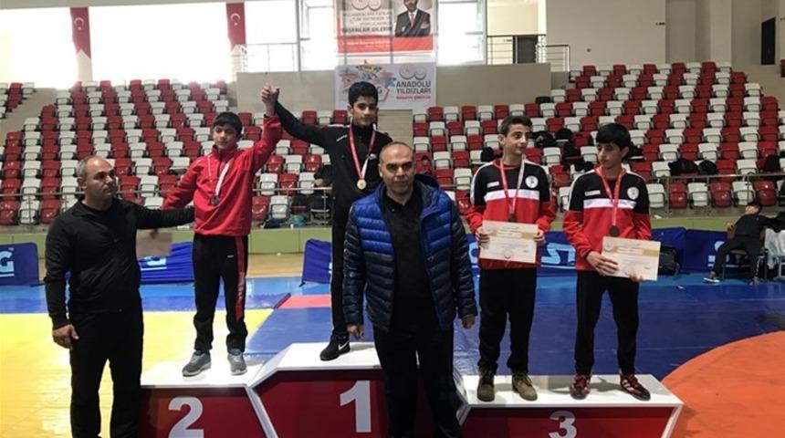 Malatya g&uuml;reş takımı 1. Oldu