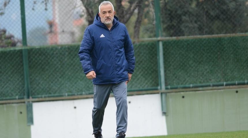 Manisa BBSK yarıştan kopmak istemiyor