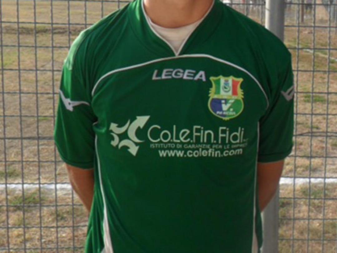 Futbolu bırakıp porno yıldızı oldu