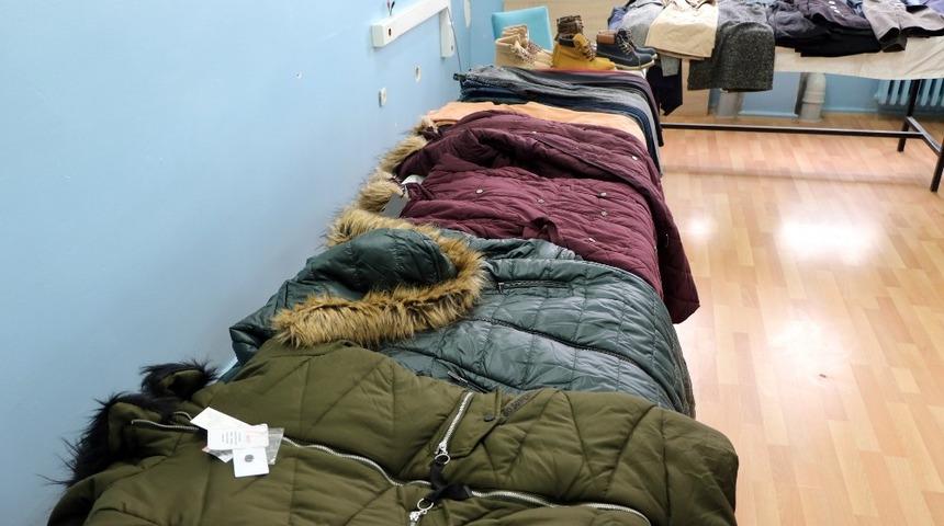 &Ouml;ğretmenler kurdukları &lsquo;Sosyal Market&rsquo; ile &ouml;ğrencilerin y&uuml;z&uuml;n&uuml; g&uuml;ld&uuml;r&uuml;yor