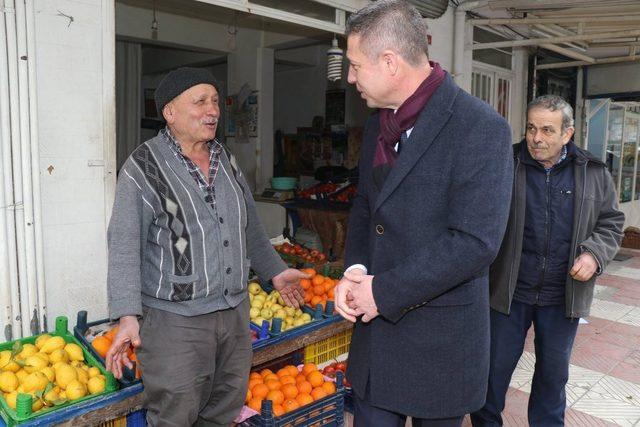 Şehzadeler esnafından Özdemir’e yoğun ilgi