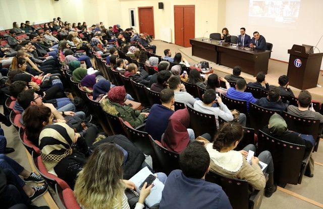 GAÜN’ de bu bir mühendislik konferansı değildir söyleşisi