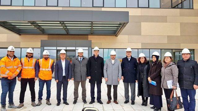 AK Partili Esgin’den Bozbey’e Şehir Hastanesi cevabı