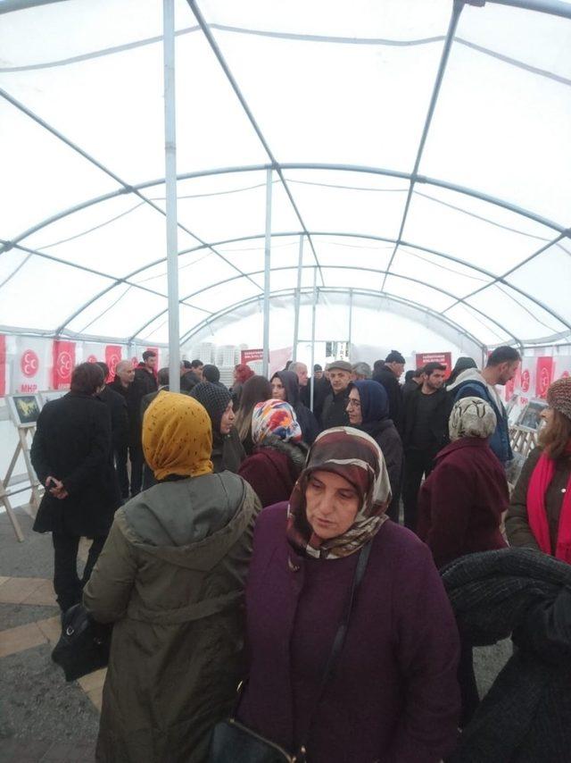 MHP’li kadınlardan ‘Hocalı Katliamı’ sergisi