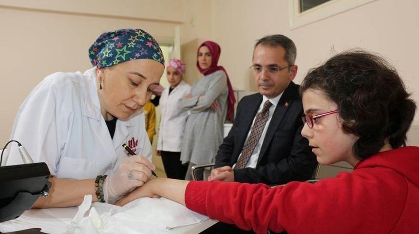 Kaymakam Deniz Pişkin&rsquo;den numaralı bilek işleyen vatandaşa teşekk&uuml;r