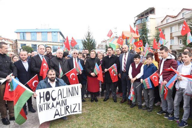 İzmit’te Hocalı katliamının şehitleri unutulmadı