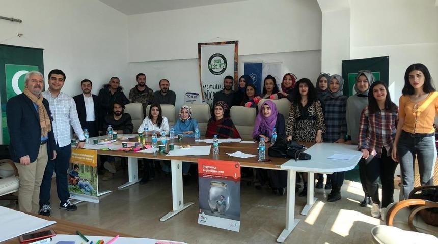 &lsquo;Bağımlılıkla M&uuml;cadele Gen&ccedil;lik &Ccedil;alıştayı&rsquo; d&uuml;zenlendi