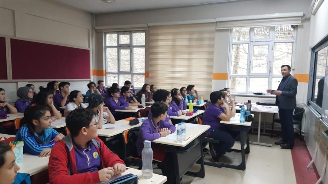 Cumhuriyet Ortaokulu&rsquo;nda &lsquo;G&ouml;zetmenSizsiniz&rsquo; sınavı